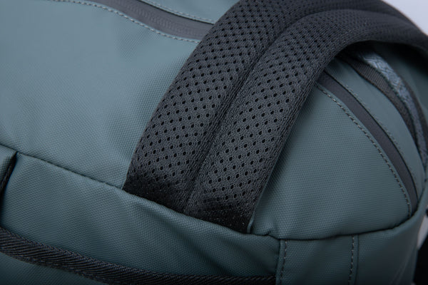 AKLA DUFFEY Duffle Backpack Watershed (52L) - INUK  BAGS