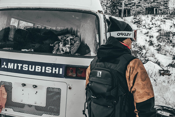 Summit Vest  Backpack All Black - INUK  BAGS